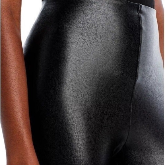 🌻NEW w.tags COMMANDO Black Perfect Control Faux Leather Leggings Size Large - Picture 5 of 16